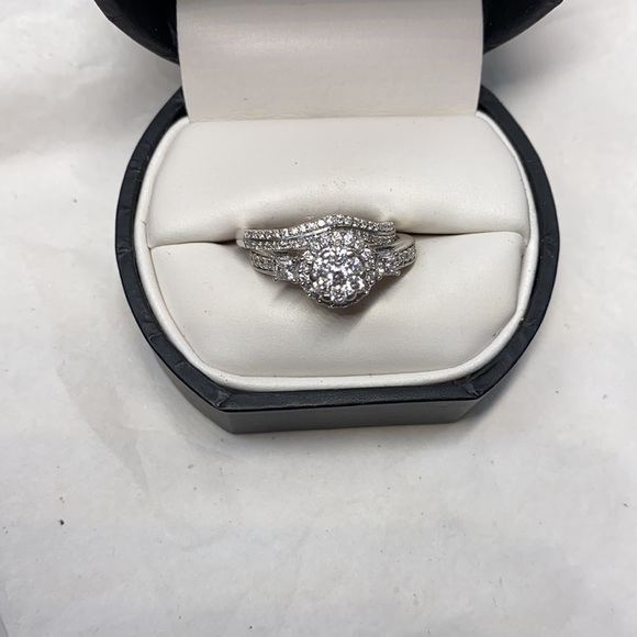 Bridal set Diamonds Ring - Picture 2 of 12